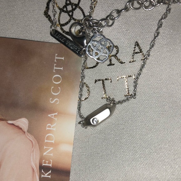 Kendra Scott - Picture 3 of 3
